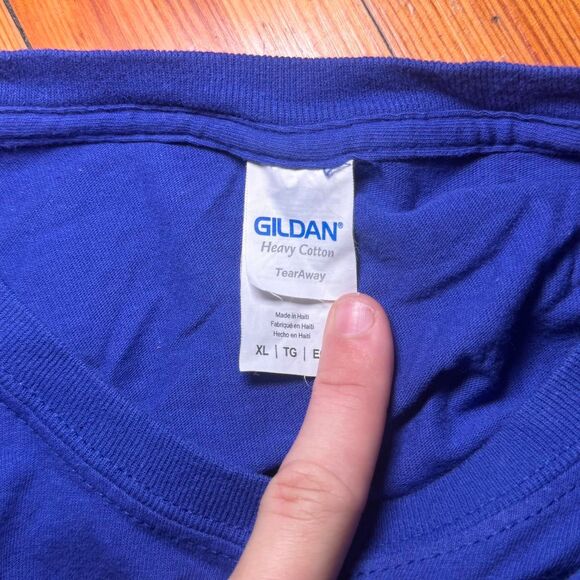 Gildan Men's Purple and Blue T-shirt - Picture 3 of 3